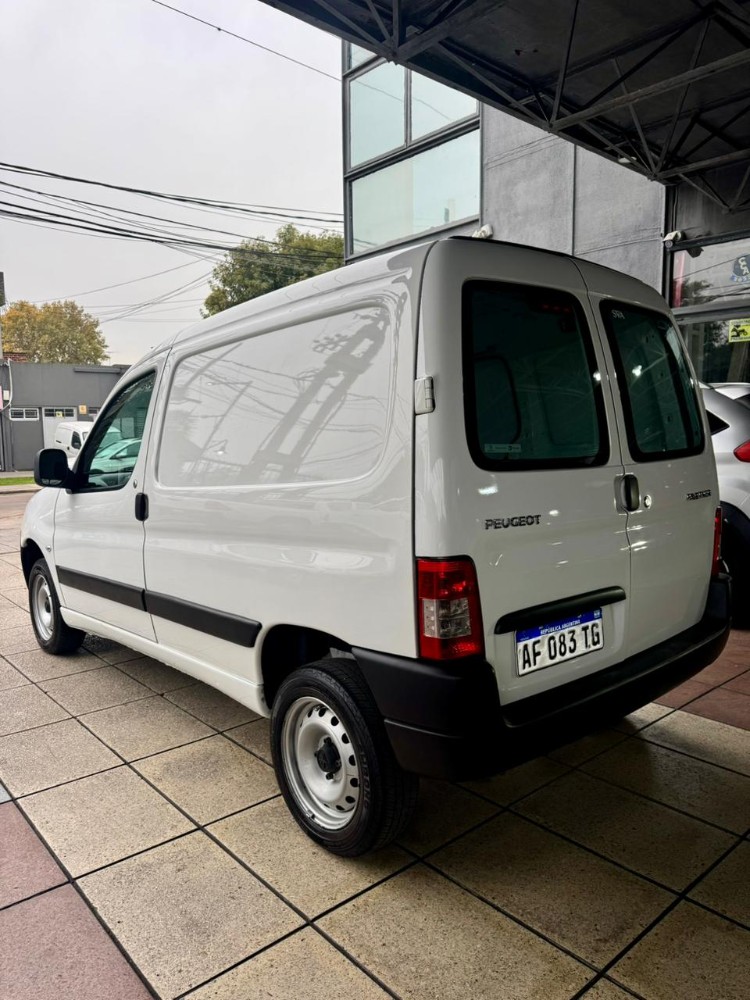 Peugeot Partner Furgón — foto 6